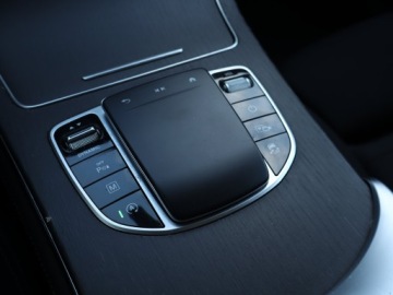 Mercedes GLC C253 SUV Facelifting 2.0 200d 163KM 2020 Mercedes GLC GLC 200 d 4MATIC, Salon Polska, zdjęcie 15