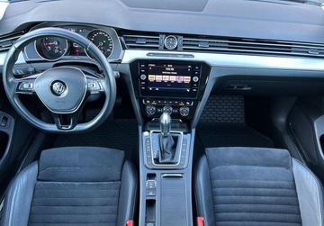 Volkswagen Passat B8 Limousine Facelifting 1.5 TSI EVO 150KM 2019 Volkswagen Passat Highline Pakiet Business, FV 23, GPS, ACC, Keyless, Ind, zdjęcie 3