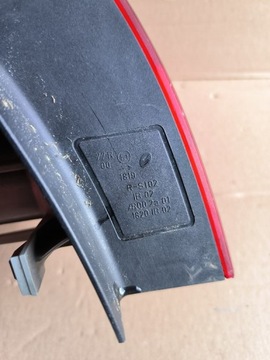 AUDI A4 B7 8E KOMBI SVĚTLO ZADNÍ LEVÝ 8E9945095E PRAVÁ 8E9945096E