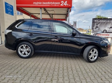 Audi A3 8P Hatchback 3d 2.0 TDI CR 140KM 2014 Mitsubishi Outlander III 2.0 150 KM 7 foteli alufelgi climatronic gwarancja, zdjęcie 4