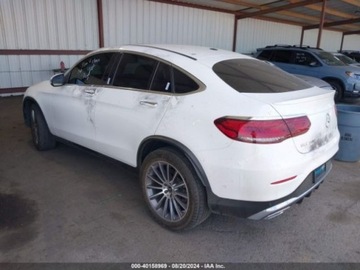 Mercedes GLC C254/X254 2022 Mercedes-Benz GLC 300, 2022r., 4x4, 2.0L 2.0 Benzyna 255KM, zdjęcie 3