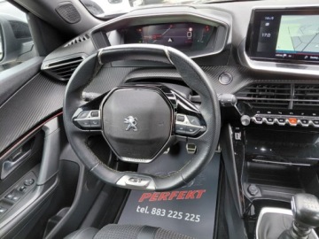 Peugeot 2008 II SUV 1.2 PureTech 130KM 2021 Peugeot 2008 GT Full LED Navi KAmera Klimatronik 1.2 Benzyna 130KM, zdjęcie 19