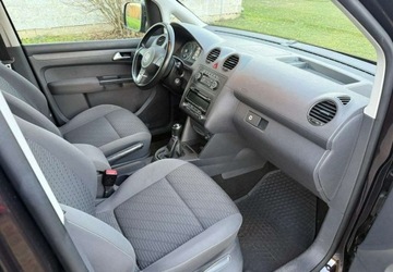 Volkswagen Caddy III Kombi Facelifting 2.0 EcoFuel 109KM 2014 Volkswagen Caddy 2.0 MPI 109 KM MAXI 7 osobowy 2.0 Benzyna 109KM, zdjęcie 8