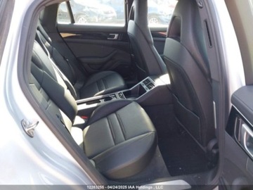 Porsche Panamera II Liftback 3.0 330KM 2018 Porsche Panamera 4 2018 3.0l 3.0 Benzyna 330KM, zdjęcie 12