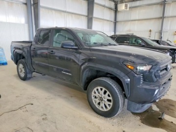 Toyota Tacoma II 2025 Toyota Tacoma SR5 2025 2.4 Benzyna 228KM, zdjęcie 4