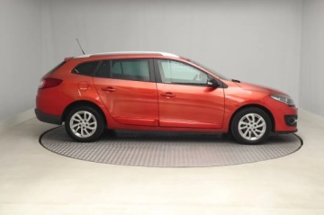 Renault Megane III Grandtour Facelifting 2013 Energy TCe 115KM 2015 Renault Megane 1.2 TCe, Salon Polska, zdjęcie 3