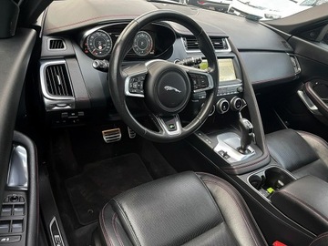 Jaguar E-Pace SUV 2.0 i4P 200KM 2020 Jaguar E-Pace 1WŁ Kraj Bezwypad 4x4 SKÓRA FV23%, zdjęcie 17