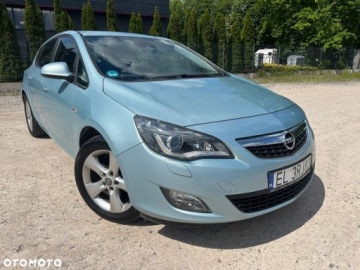 Opel Astra J Hatchback 5d 1.6 Turbo ECOTEC 180KM 2010 Opel Astra Opel Astra 1.6 Turbo Edition 1.6 Benzyna 180KM, zdjęcie 2
