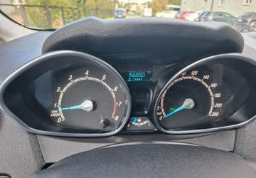 Ford Fiesta VII Hatchback 5d 1.25 Duratec 60KM 2013 Ford Fiesta FORD FIESTA nie EcoBoost Tarnow 1.2 Benzyna 60KM, zdjęcie 8