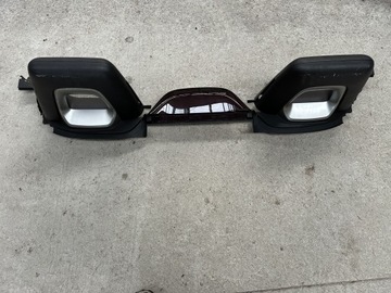 PLAST MŘÍŽKA TUNEL PODHLAVNÍK NISSAN 370Z