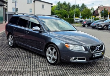 Volvo V70 III Kombi 2.5 T 231KM 2010 Volvo V70 Rezerwacja R-DESIGN 2,5 FT 231KM 2.5 Benzyna 231KM, zdjęcie 2