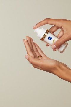 NIVEA Cellular Luminous 630 сыворотка против обесцвечивания