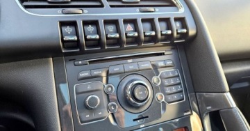 Peugeot 3008 I Crossover 2.0 Hybrid4 200KM 2012 Peugeot 3008 2.0 Hdi 200KM Hybrid4 Automat Xenon Led Skóra El Grzane Fotele, zdjęcie 20