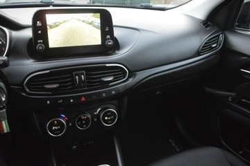 Fiat Tipo II Sedan Facelifting 1.0 T3 Turbo 100KM 2021 Fiat Tipo 1.0 T City Android Auto Car Play kamera, zdjęcie 24