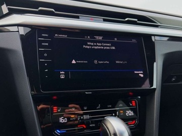 Volkswagen Arteon Fastback Facelifting 2.0 TSI 190KM 2022 Volkswagen Arteon 2.0TSI 190KM R-Line DSG SerwisASO Kessy Acc Led Navi Hak, zdjęcie 29
