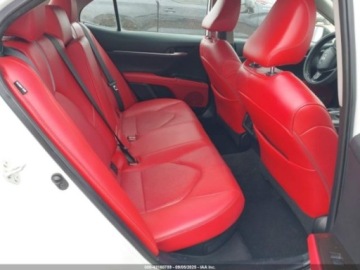 Toyota Camry IX 2021 Toyota Camry xse hybrid, 2022r., 2.5L 2.5 Hybryda 176KM, zdjęcie 9