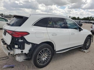 Mercedes GLC C254/X254 2024 Mercedes-Benz GLC 300, 2024r., 2.0L 2.0 Benzyna 255KM, zdjęcie 2