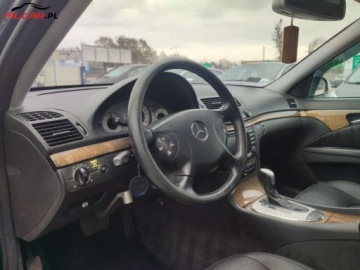 Mercedes Klasa E W211 Kombi S211 3.2 (320 CDI) 204KM 2005 Mercedes-Benz Klasa E Avantgarde 3.2 R6 Automat Zarejestrowany Mozliwa zam, zdjęcie 4