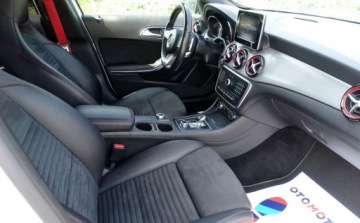Mercedes GLA I Off-roader AMG 45 AMG 381KM 2016 Mercedes-Benz GLA 2.0T 381KM GLA 45 AMG 4Matic Speedshift 7G-DCT Night Ed, zdjęcie 2