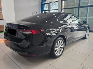 Skoda Superb III Liftback Facelifting 1.5 TSI 150KM 2025 SKODA Superb Edition 130 1.5 TSI mHEV DSG Sedan 150KM 2025, zdjęcie 2