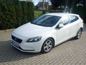 Volvo V40 II Cross Country D2 115KM 2015 Volvo V40 1.6 Diesel 115KM