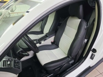 Volvo C30 Hatchback 3d Facelifting 1.6 D DRIVe 109KM 2011 Volvo C30 ___Limited White Edition___1.6D DRIVe 109KM___R-Design___ 1.6, zdjęcie 10
