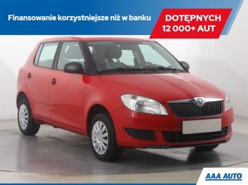 Skoda Fabia II Hatchback Facelifting 1.6 TDI CR DPF 75KM 2014 Skoda Fabia 1.6 TDI, Salon Polska, Serwis ASO