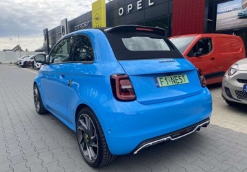 Abarth 500 II Hatchback Elektryczny 42kWh 155KM 2023 Abarth 500e 37.8kWh Turismo Elektryczny 155KM, zdjęcie 2