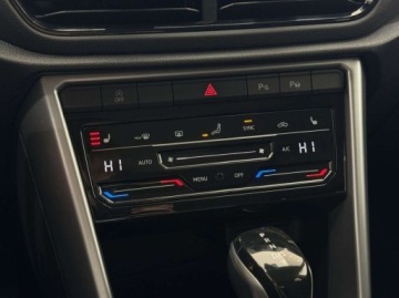 Volkswagen T-Roc I SUV Facelifting 1.5 TSI ACT 150KM 2023 Volkswagen T-Roc Life Kamera cofania Asystent parkowania CarPlayAndroid, zdjęcie 21