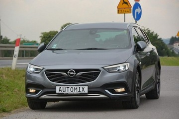 Opel Insignia II Sports Tourer 2.0 Turbo 260KM 2018 Opel Insignia 2.0Turbo 4x4 automat nawi kamera gwa
