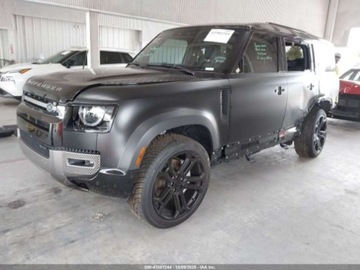 Land Rover Defender IV (L663) 2023 Land Rover Defender 130 x-dynamic se, 2023r., 4x4, 3.0L 3.0 Benzyna 395KM, zdjęcie 1