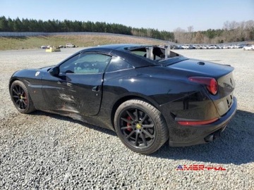Ferrari California 2015 Ferrari California 2015 r. 3,9 L, od ubezpieczalni 3.9 Benzyna 553KM, zdjęcie 4