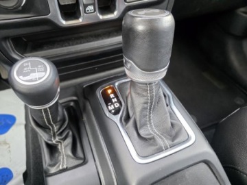 Jeep Wrangler IV Sahara Plug-In Seria 6 2.0 4xe 381KM 2021 JEEP WRANGLER Sahara, 2.0l 4xe Plug-in-Hybrid 381KM * Przebieg:40, 342km, zdjęcie 18