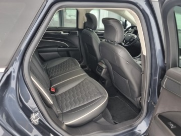 Ford Mondeo V Kombi Facelifting 2.0 Hybrid 187KM 2019 FORD MONDEO 2.0 Hybrid Vignale Panorama Zarejestrowany Bezwypadek, zdjęcie 8