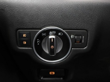 Infiniti Q30 1.5D 109KM 2016 Infiniti Q30 1.5d Premium Klimatronik Tempomat, zdjęcie 29