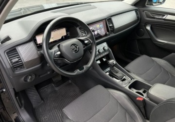 Skoda Kodiaq I SUV Facelifting 1.5 TSI 150KM 2023 Skoda Kodiaq Style, ACC, Podgrzewane fotele, Kamera cofania, Virtual Cockp, zdjęcie 6