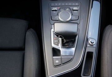 Audi A4 B9 Avant 1.4 TFSI 150KM 2018 Audi A4 Avant Automat _ Kombi _ Podgrzewane fotele _ 1.4 benzyna 150 KM _, zdjęcie 16