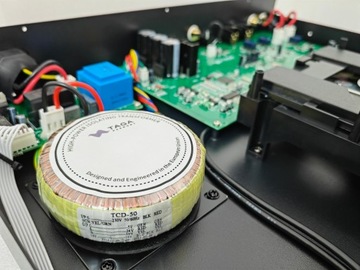 TAGA HARMONY TCD-50 — Hi-Fi проигрыватель компакт-дисков — ЧЕРНЫЙ