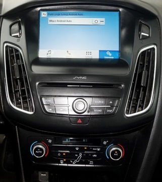 Ford Focus III Kombi Facelifting 1.0 EcoBoost 125KM 2018 FORD FOCUS IV KOMBI 1.0 125 KM / ZADBANY /, zdjęcie 26