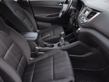 Hyundai Tucson III SUV 1.6 GDI 132KM 2015 Hyundai Tucson 1.6 GDI, Klima, Parktronic, zdjęcie 8