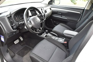 Mitsubishi Outlander III 2016 Mitsubishi Outlander 2,0B 150Km Navi Led Kamera Gw, zdjęcie 9
