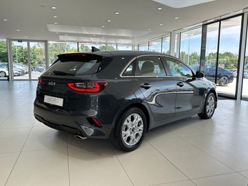 Kia Ceed III Hatchback Facelifting  1.5 T-GDI 160KM 2023 Kia Ceed M, Kamera cofania, 1właściciel, Salon Pol, zdjęcie 3