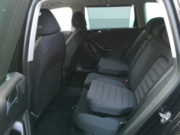 Volkswagen Passat B6 Variant 2.0 TDI PD-DPF 140KM 2007 Volkswagen Passat 2.0 TDI 8V 140KM Klimatronic, zdjęcie 17