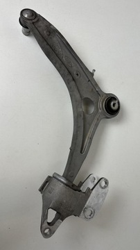 WAHACZ PRAWY LAND ROVER K8D2-3A05-BB, LR146037