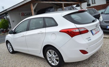 Hyundai i30 II Wagon 1.4 CVVT 100KM 2014 Hyundai i30 bogate wyposazenie - Niski przebieg - zarejestrowane 1.4 100KM, zdjęcie 16