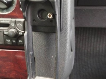 UCHWYT TELEFONU MERCEDES-BENZ E 270 CDI