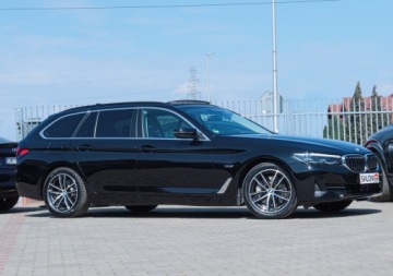 BMW Seria 5 G30-G31 Touring Plug-In 2.0 530e 292KM 2022 BMW 530e 292ps Panorama Hak ACC 4xKlima HiFi 18” Webasto Kamera Sam Parkuje, zdjęcie 31