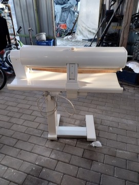 Электрическая гладильная машина Miele B890.