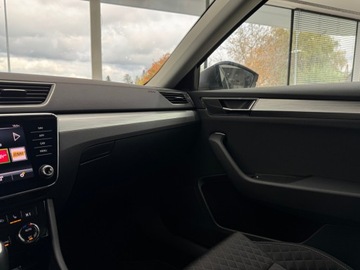 Skoda Superb III Kombi Plug-In Hybrid 1.4 TSI Plug-In-Hybrid 218KM 2022 Skoda Superb Ambition Plug In / 1 właściciel / Sal, zdjęcie 25