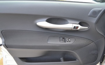 Toyota Auris I Hatchback 1.33VVT-i 100KM 2009 Toyota Auris bezwypadkowe z niski przebiegiem serwisowany w ASO TOYOTA 1.3, zdjęcie 21